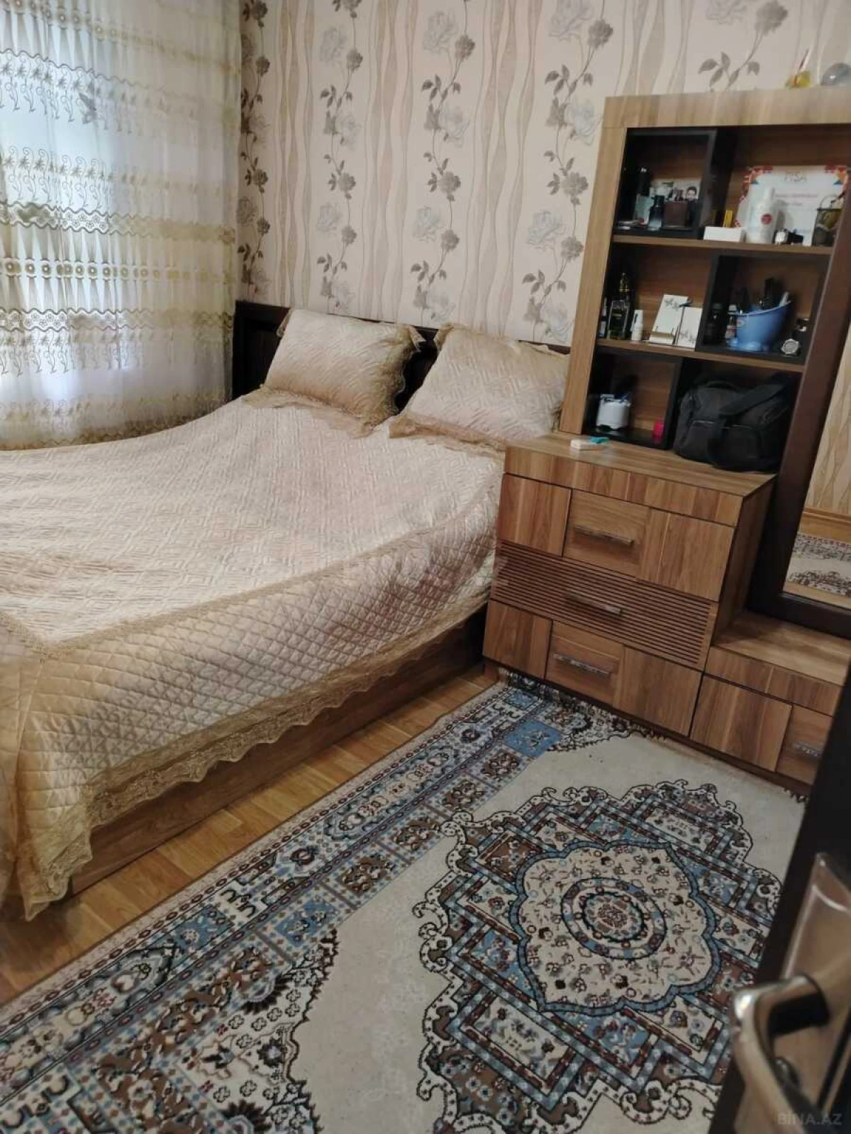 Satılır 4 otaqlı mənzil 90 m²