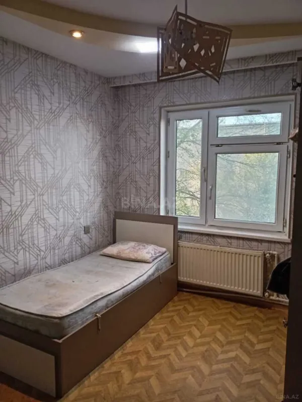 Satılır 4 otaqlı mənzil 90 m²