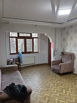 Satılır 4 otaqlı mənzil 90 m²