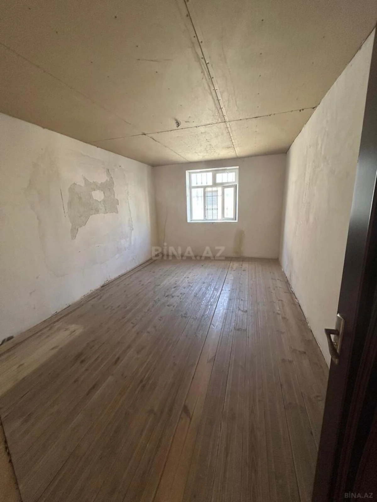 Satılır 5 otaqlı həyət evi 154 m²