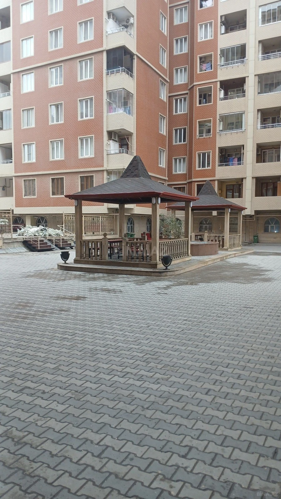 Satılır 3 otaqlı mənzil 100 m²
