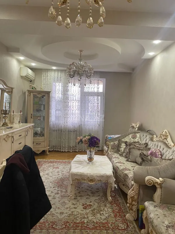 Satılır 3 otaqlı mənzil 100 m²