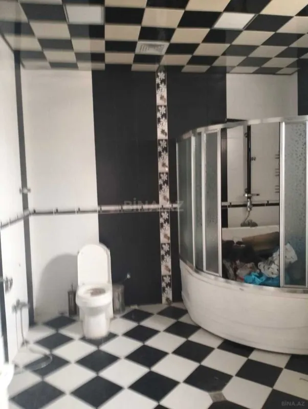 Satılır 6 otaqlı həyət evi 300 m²