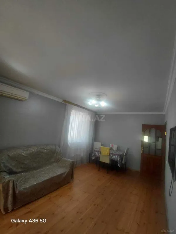 Kirayə verilir 2 otaqlı mənzil 40 m²