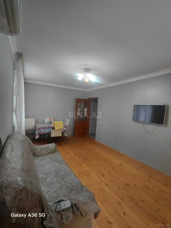 Kirayə verilir 2 otaqlı mənzil 40 m²
