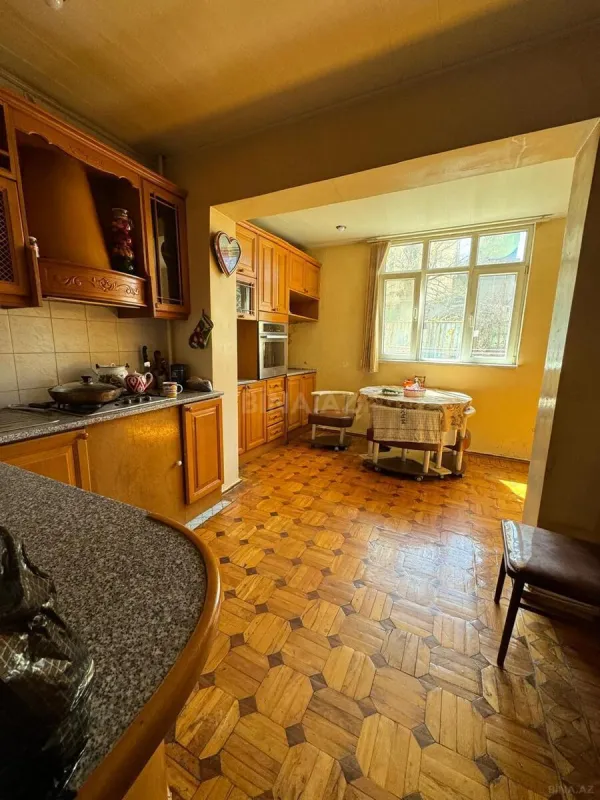 Kirayə verilir 3 otaqlı mənzil 100 m²