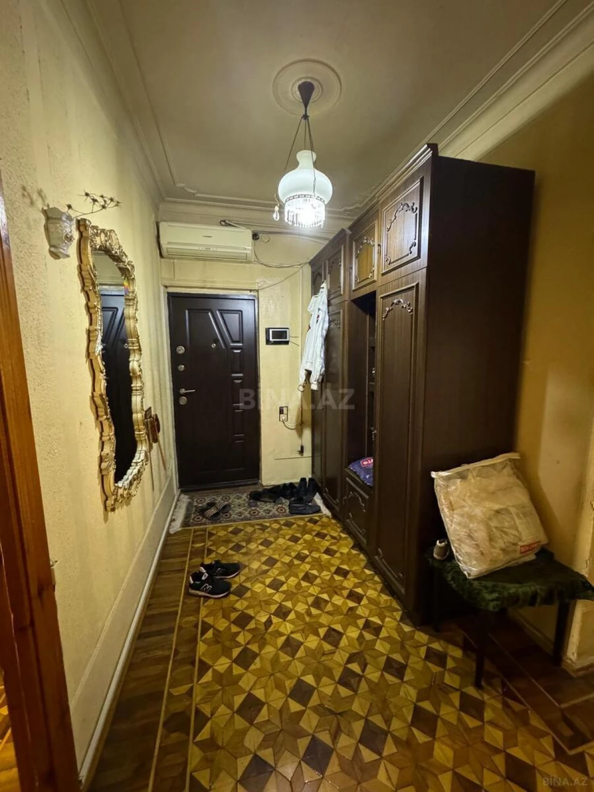 Kirayə verilir 3 otaqlı mənzil 100 m²