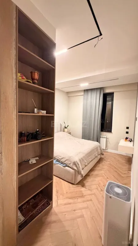 Satılır 3 otaqlı mənzil 95 m²