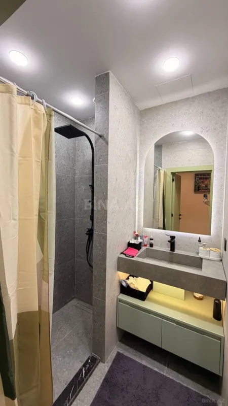 Satılır 3 otaqlı mənzil 95 m²