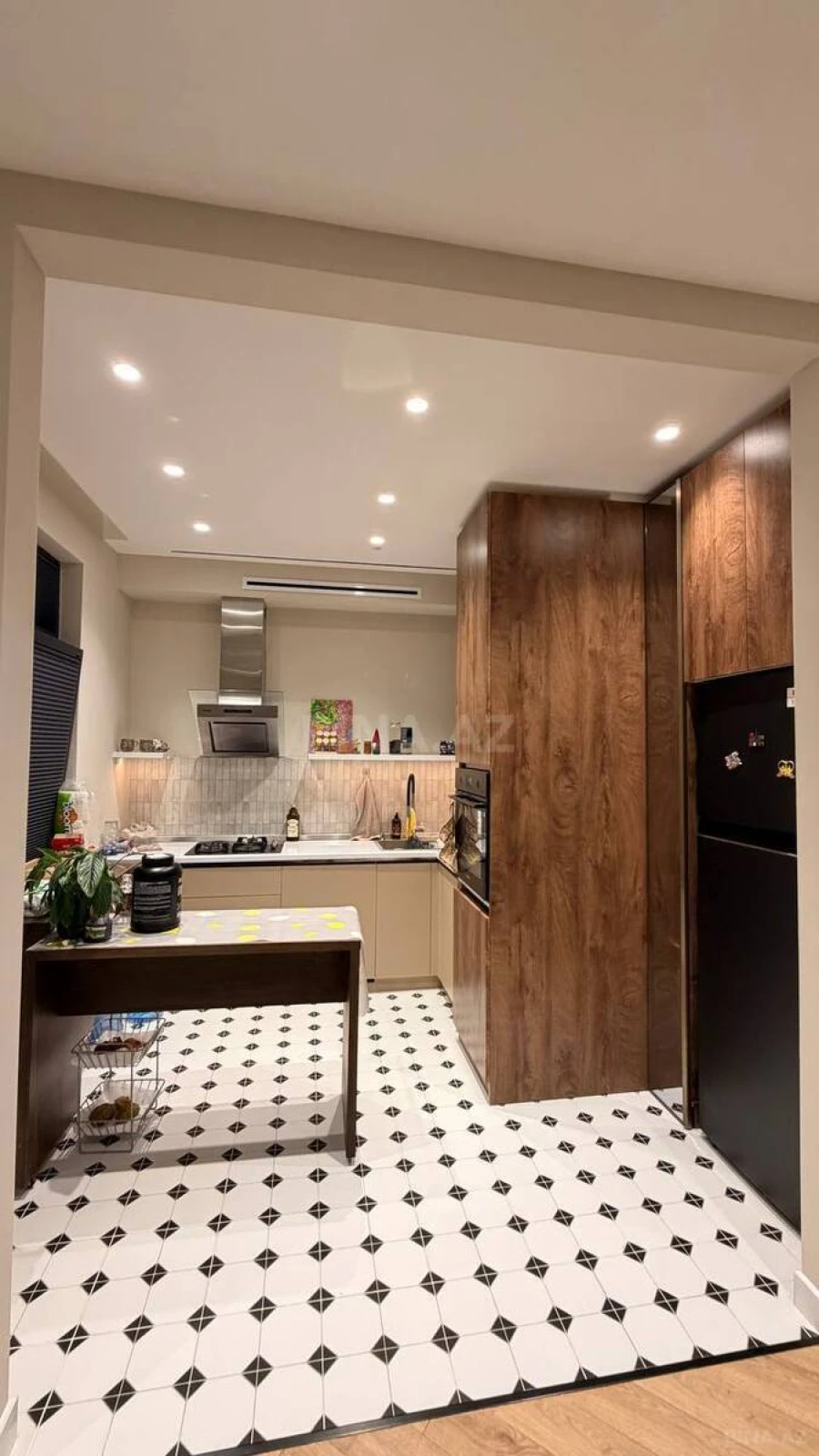 Satılır 3 otaqlı mənzil 95 m²