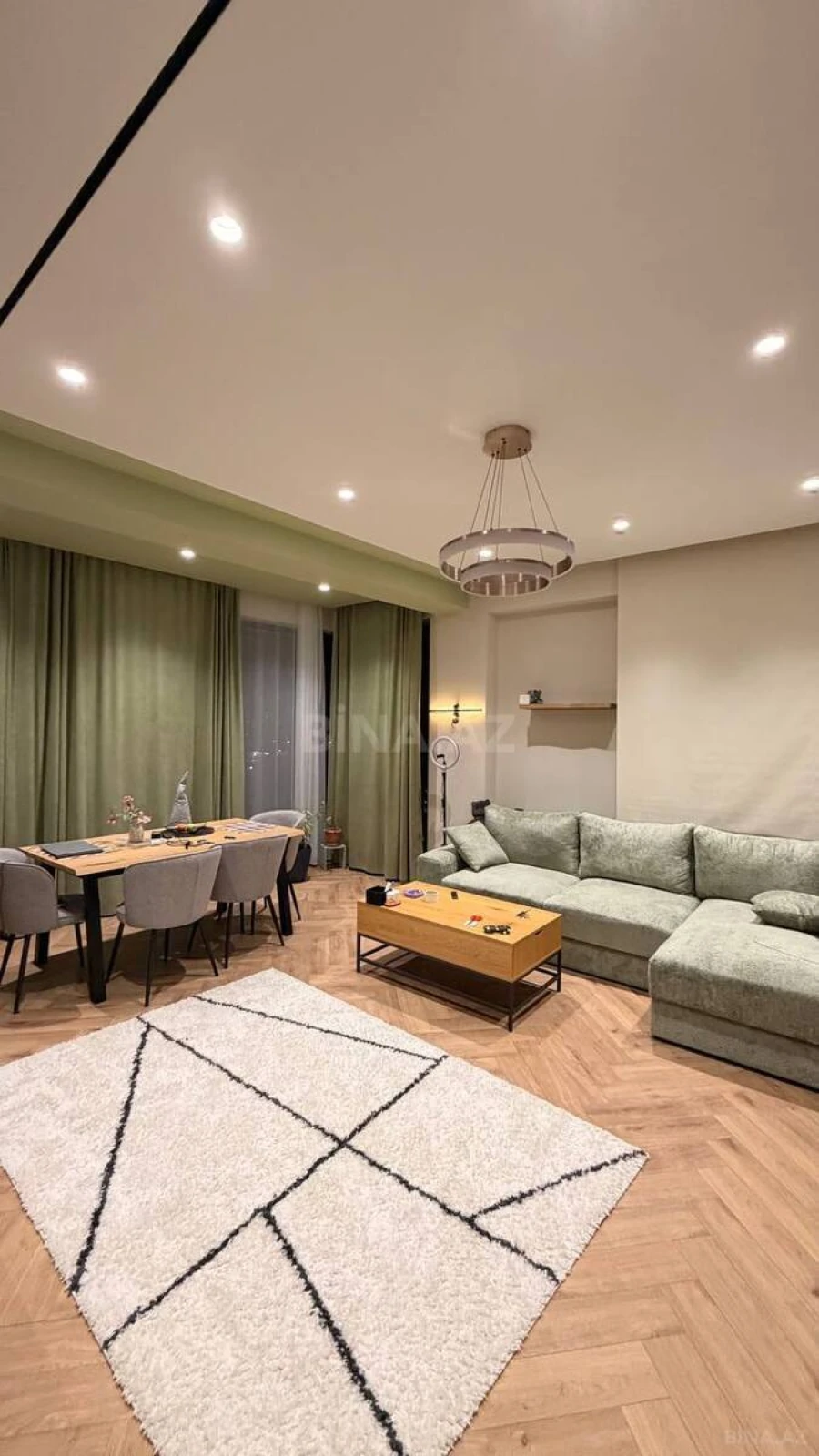 Satılır 3 otaqlı mənzil 95 m²