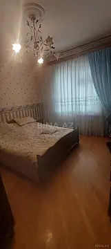 Satılır 4 otaqlı mənzil 120 m²