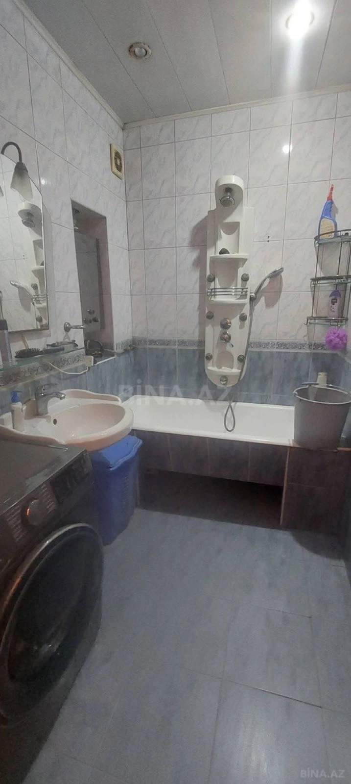 Satılır 4 otaqlı mənzil 120 m²