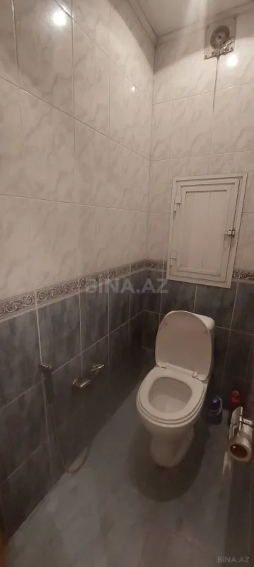 Satılır 4 otaqlı mənzil 120 m²