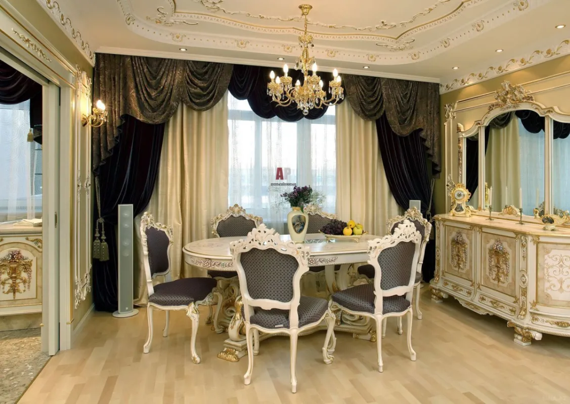 Satılır 4 otaqlı mənzil 180 m²