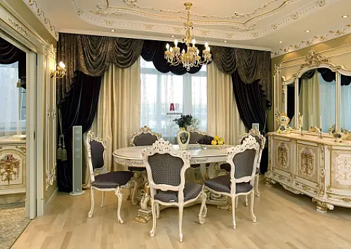 Satılır 4 otaqlı mənzil 180 m²