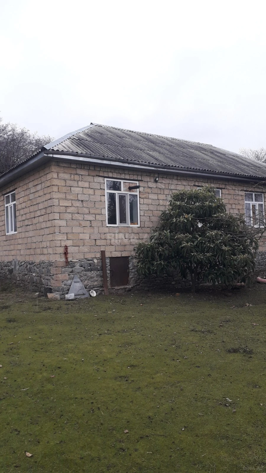 Satılır 4 otaqlı həyət evi 120 m²