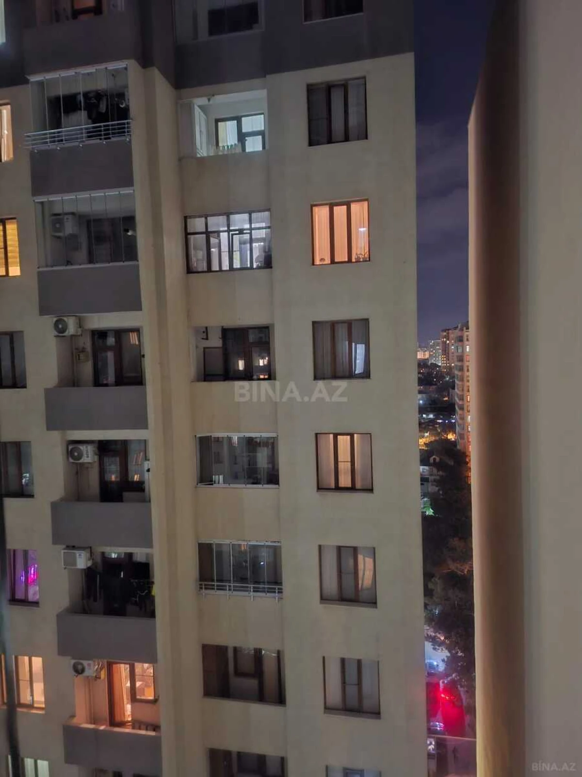 Satılır 3 otaqlı mənzil 68 m²