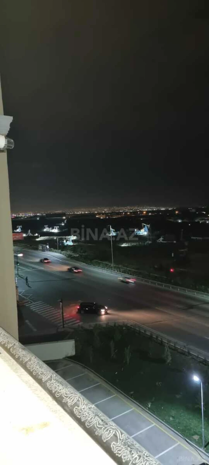 Kirayə verilir 2 otaqlı mənzil 90 m²