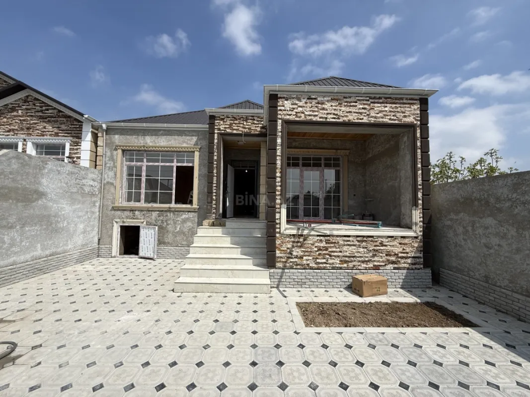 Satılır 4 otaqlı həyət evi 120 m²