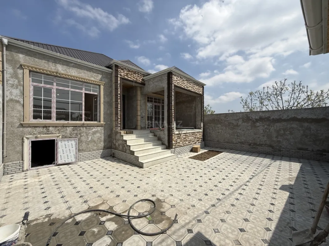 Satılır 4 otaqlı həyət evi 120 m²