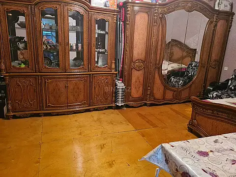 Kirayə verilir 3 otaqlı mənzil 70 m² — Bakı, Memar Əcəmi yanı 3 otaq 70.00 m²