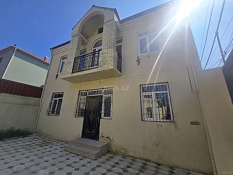Satılır 4 otaqlı həyət evi 111.7 m²