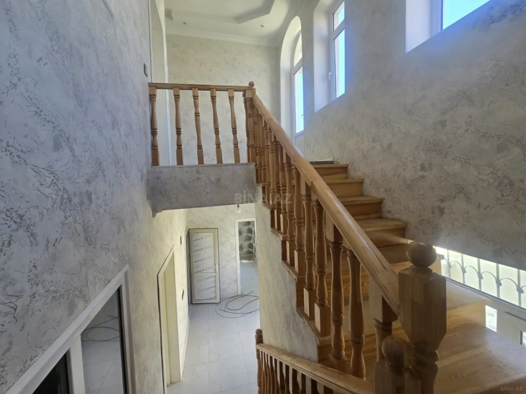 Satılır 4 otaqlı həyət evi 111.7 m²