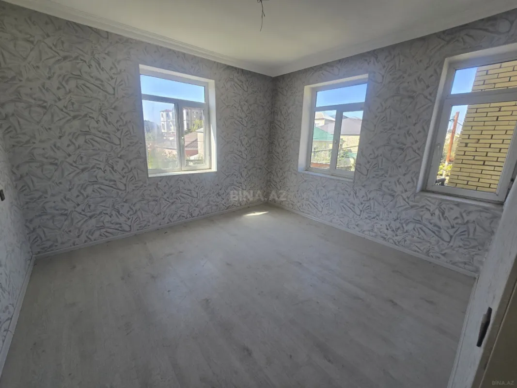 Satılır 4 otaqlı həyət evi 111.7 m²
