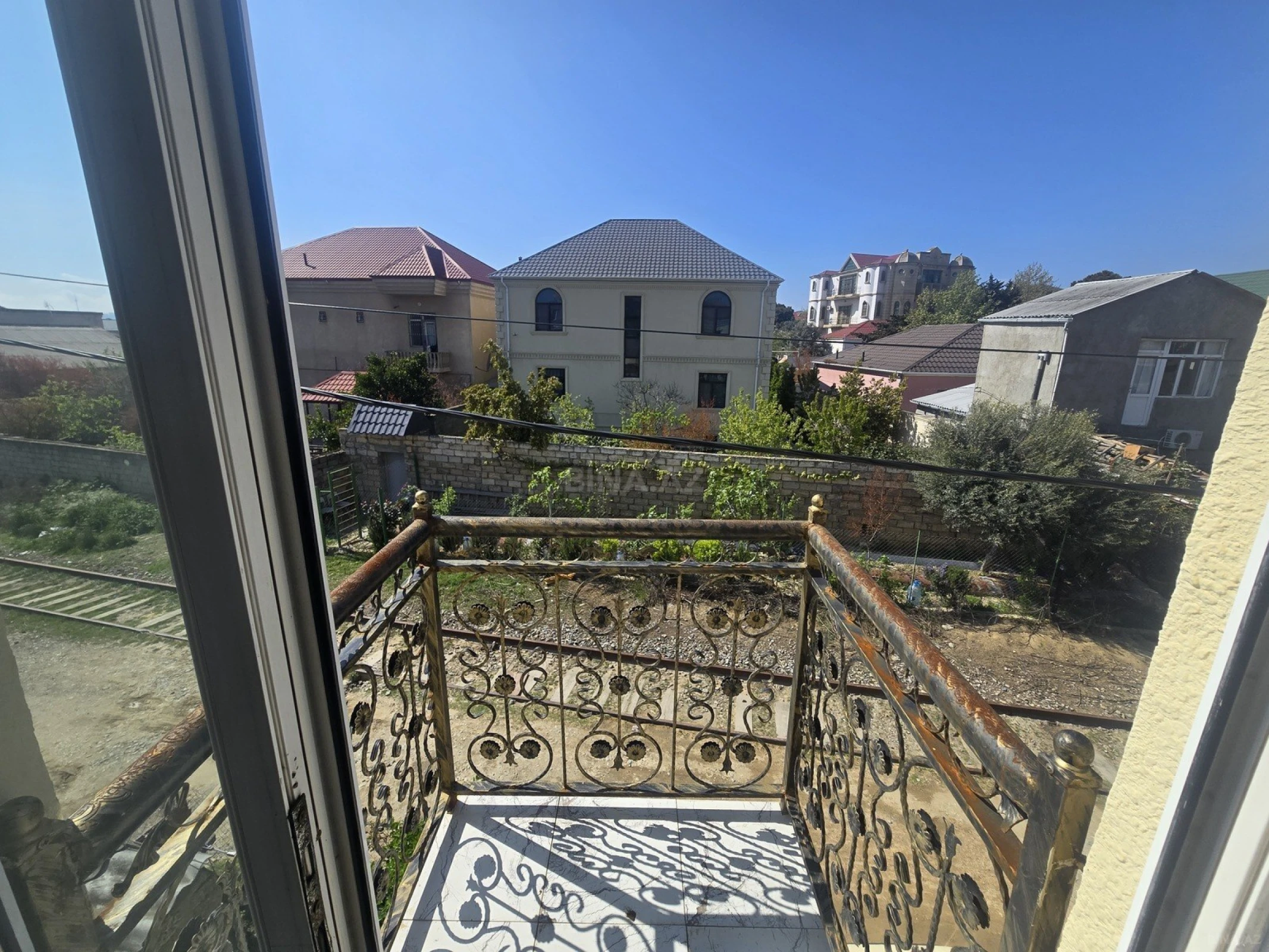 Satılır 4 otaqlı həyət evi 111.7 m²