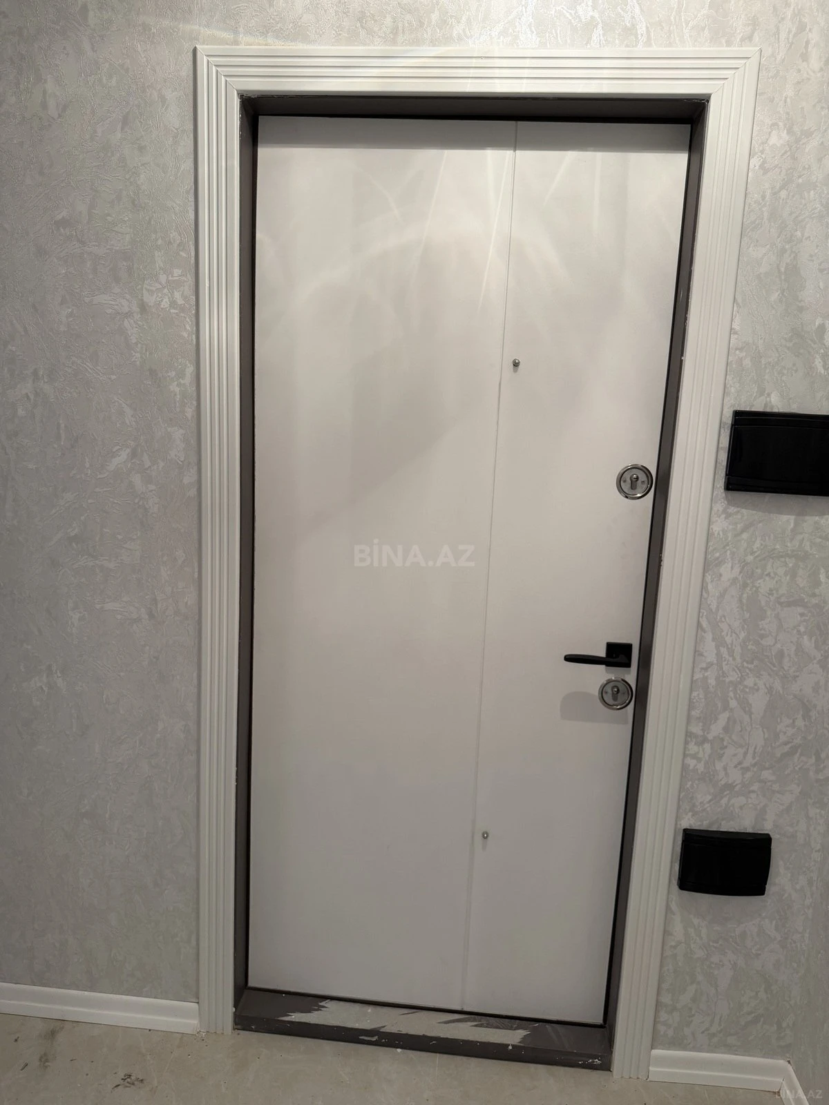 Satılır 3 otaqlı mənzil 84.1 m²