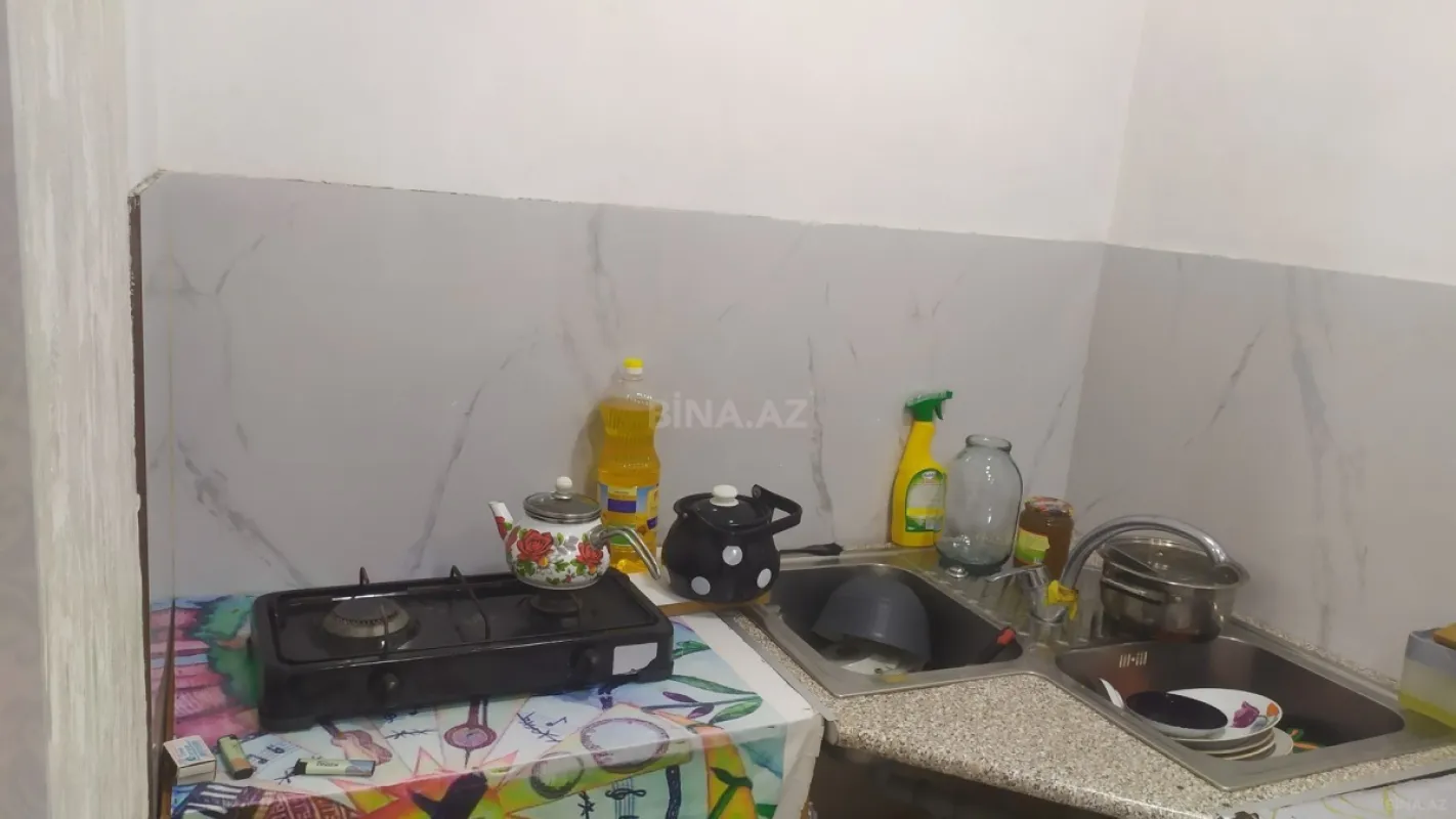 Kirayə verilir 1 otaqlı həyət evi 30 m²