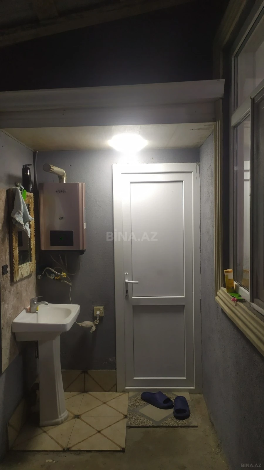 Kirayə verilir 1 otaqlı həyət evi 30 m²