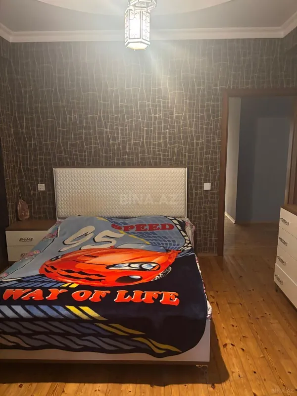 Satılır 2 otaqlı mənzil 76 m²