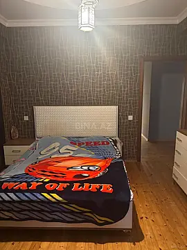 Satılır 2 otaqlı mənzil 76 m²