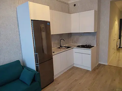 Kirayə verilir 2 otaqlı mənzil 57 m²