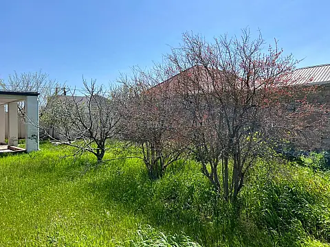 Satılır 4 otaqlı həyət evi 100 m²