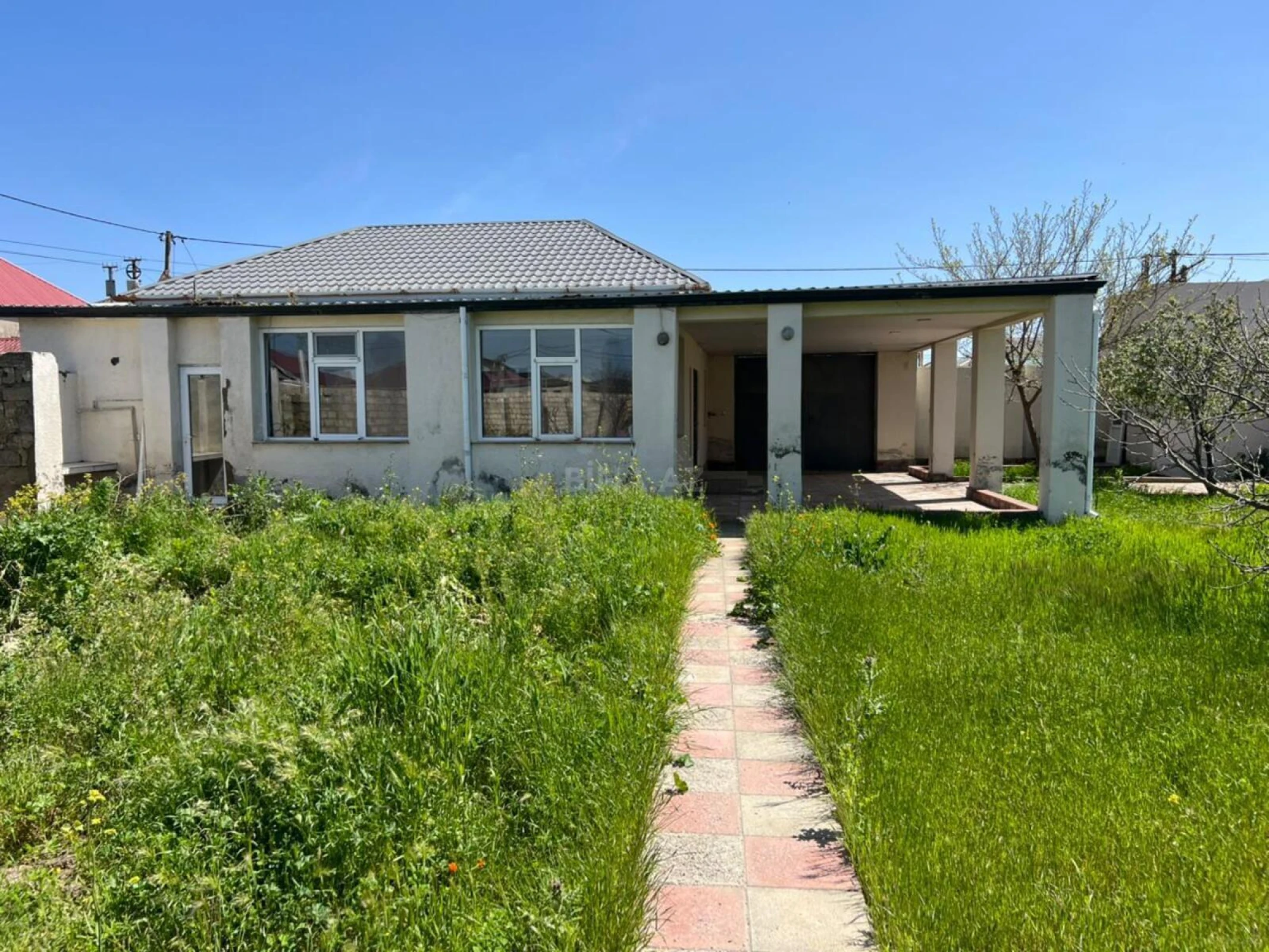 Satılır 4 otaqlı həyət evi 100 m²