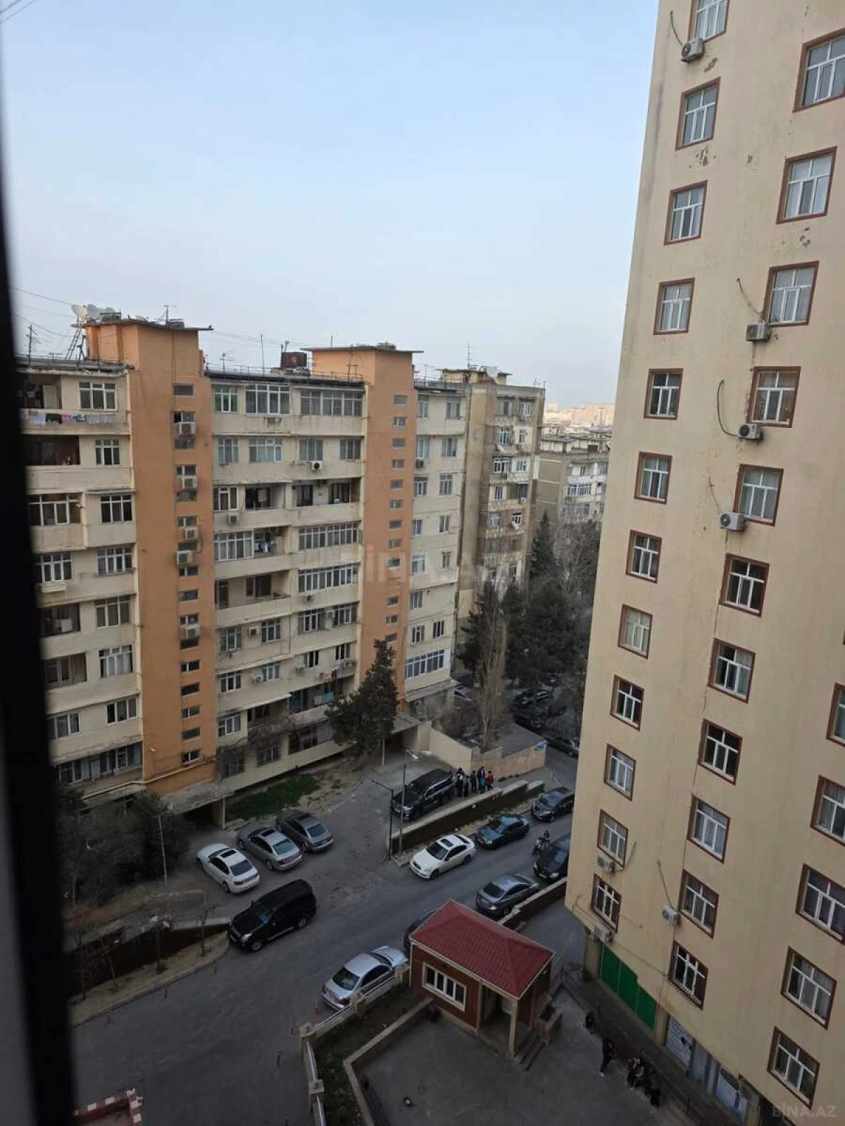 Satılır 3 otaqlı mənzil 130 m²