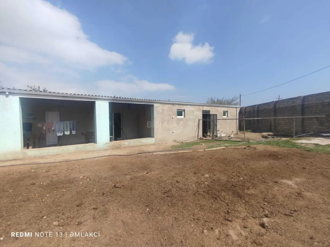 Satılır 2 otaqlı həyət evi 50 m²