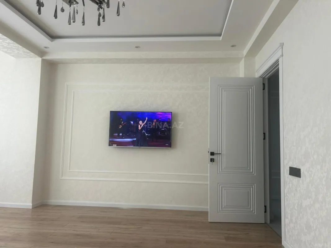 Kirayə verilir 3 otaqlı mənzil 110 m²