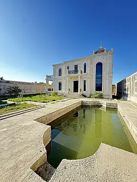 Satılır 7 otaqlı həyət evi 400 m²