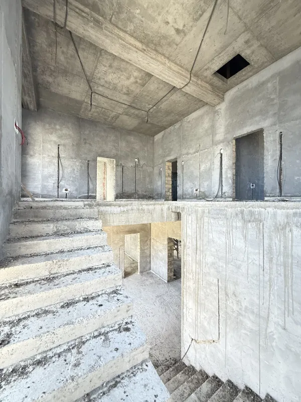 Satılır 7 otaqlı həyət evi 400 m²