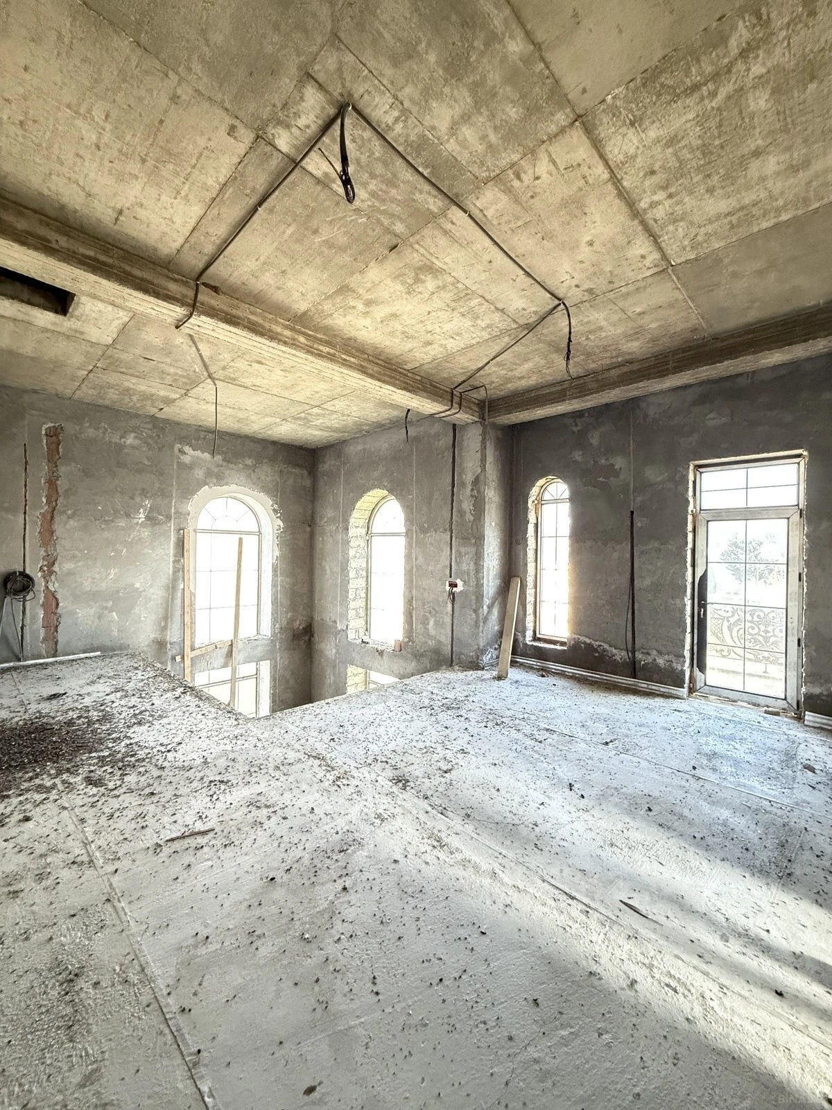 Satılır 7 otaqlı həyət evi 400 m²