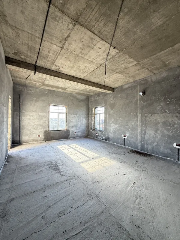 Satılır 7 otaqlı həyət evi 400 m²