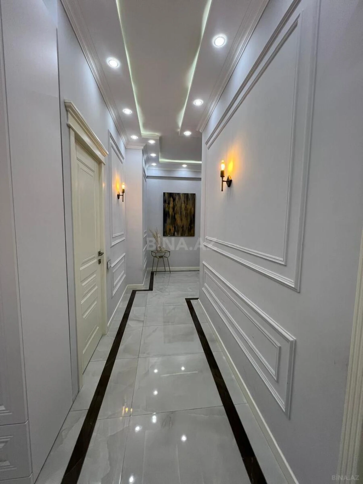 Satılır 3 otaqlı mənzil 92 m²