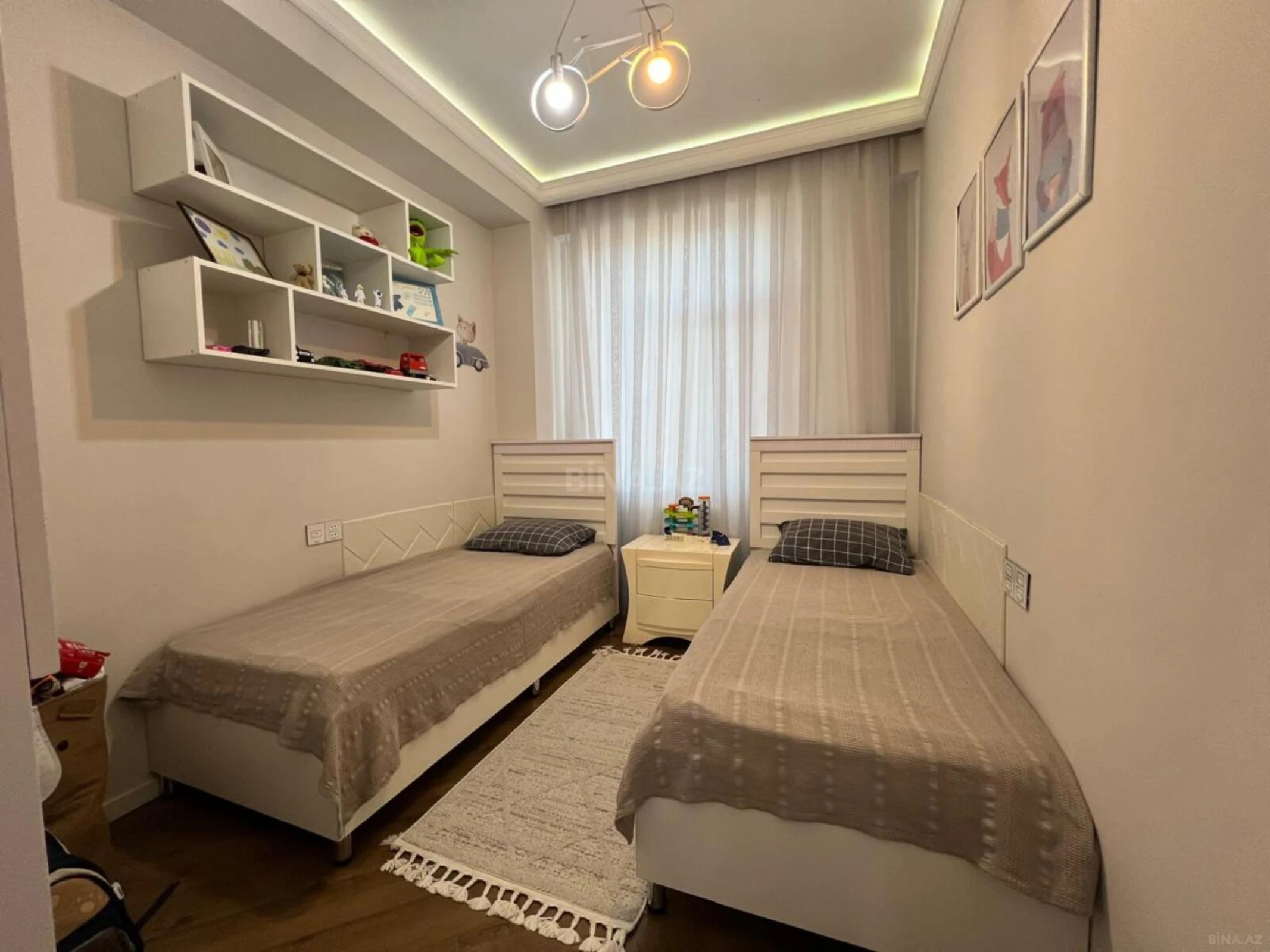 Satılır 3 otaqlı mənzil 92 m²