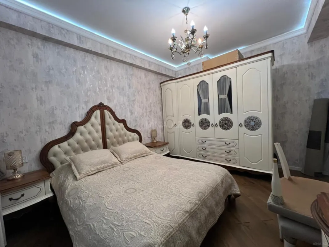 Satılır 3 otaqlı mənzil 92 m²