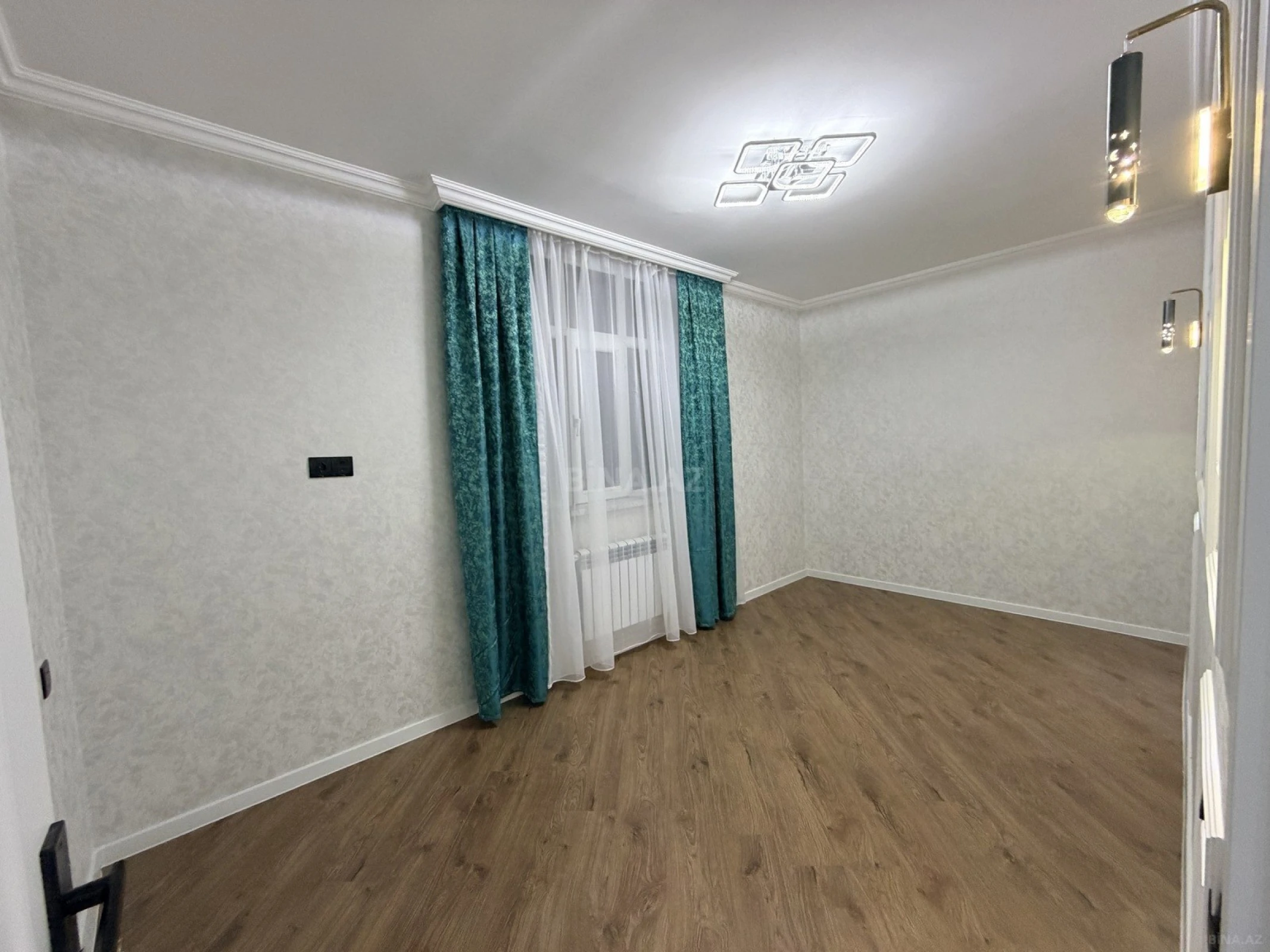 Satılır 3 otaqlı mənzil 90 m²