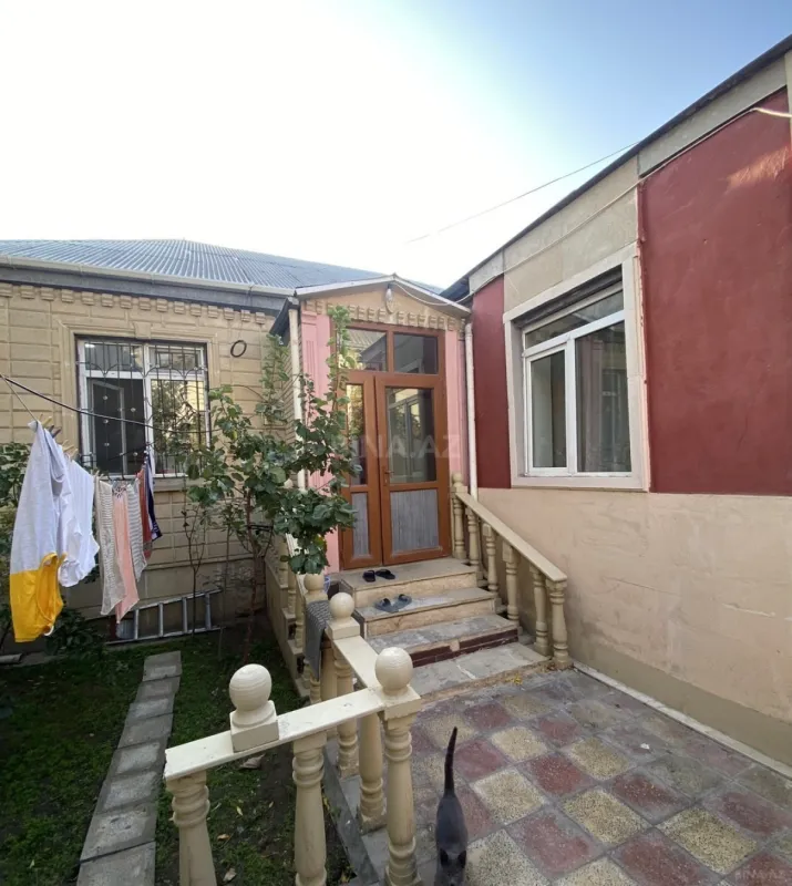 Satılır 4 otaqlı həyət evi 85 m²